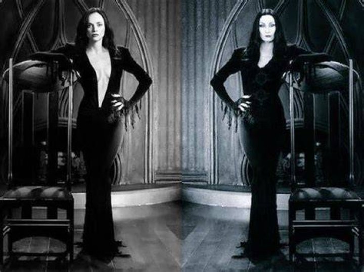 Christina Ricci Dressed As Morticia Addams r/movies