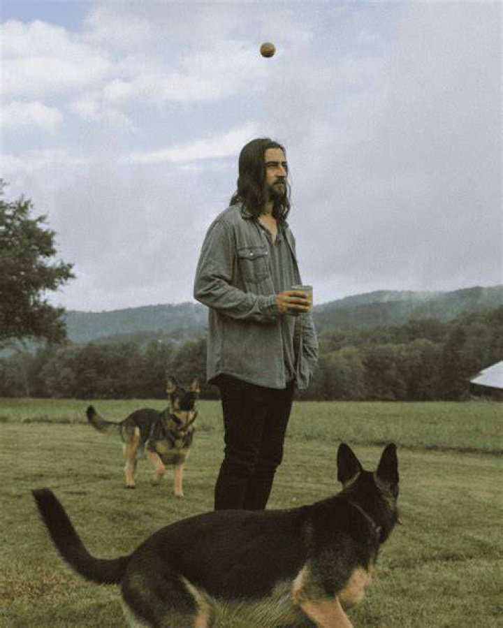 Culture Pick A new addition to your fall playlist Noah Kahan&rsquo;s &ldquo;Stick