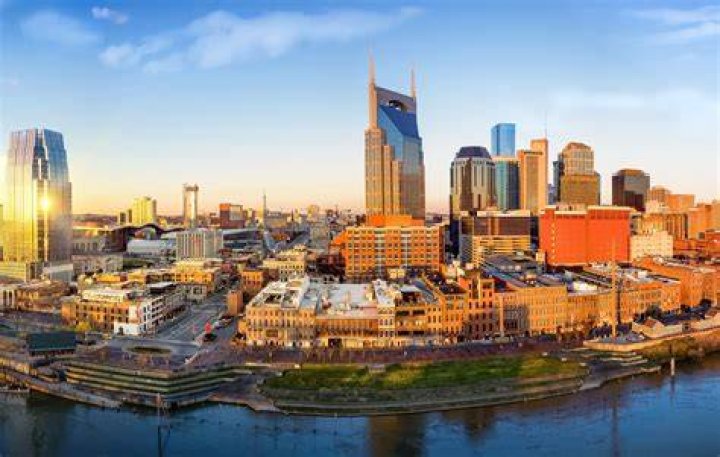 Does anyone in Nashville have any tea about Zac Clark from the