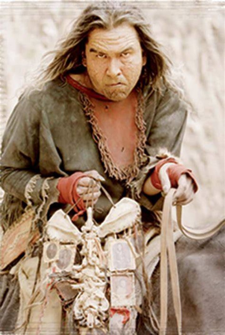 Eric Schweig's Spouse: Unveiling His Marital Status