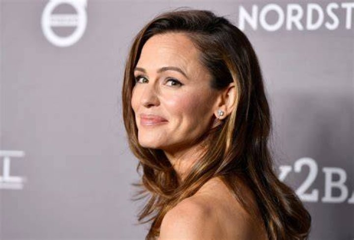 Jennifer Garner celebrity net worth salary, house, car