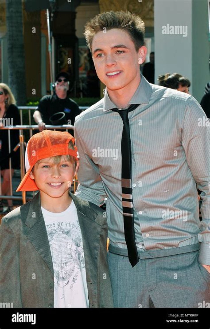 Jesse McCartney & Brother Stock Editorial Photo &copy; Jean_Nelson 13090049