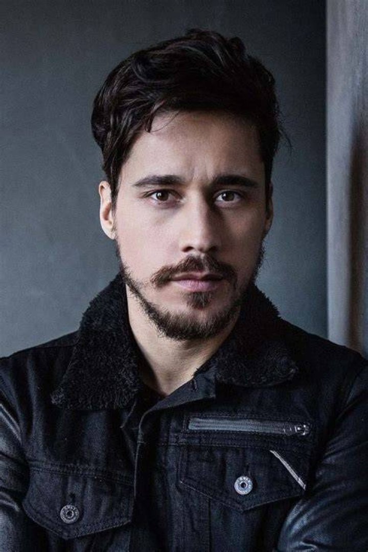 Peter Gadiot Bio Age & Net Worth 2023 Tattoos