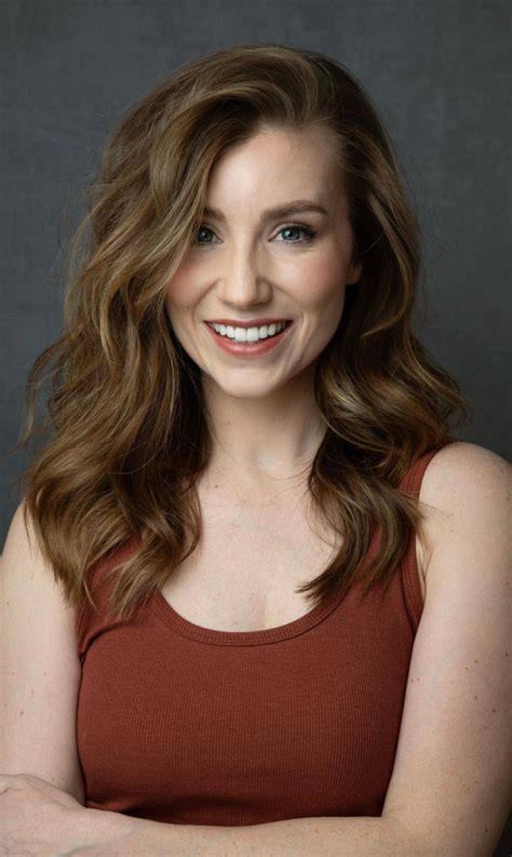 Shae Robins Robins, People, Actresses, Robin, European Robin, People