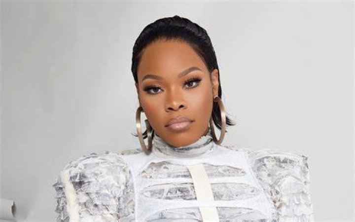 Tasha Cobbs Leonard&rsquo;s &lsquo;The Moment&rsquo; Hits No. 1 on Gospel Airplay Chart